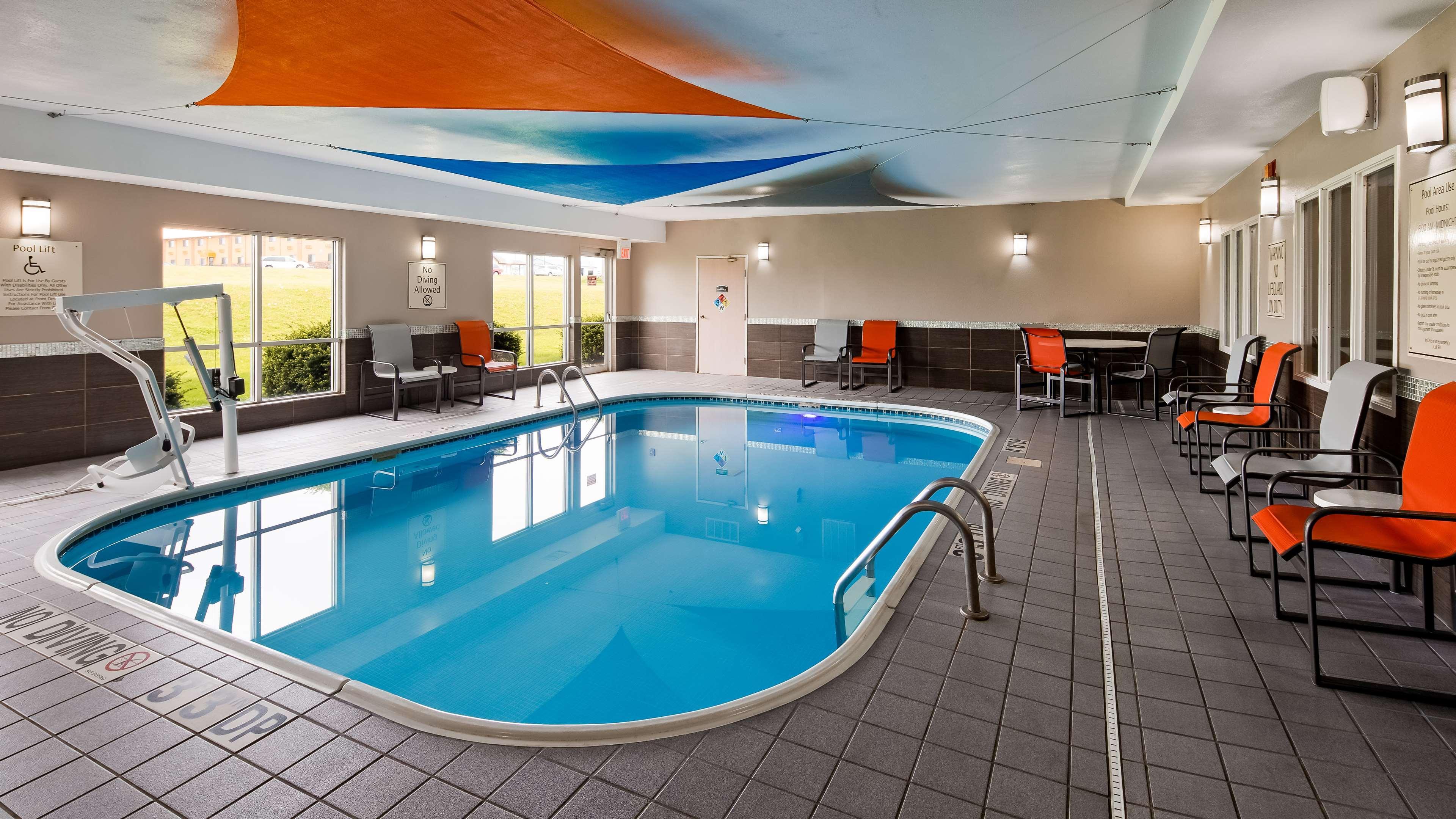 Best Western Muscatine - Pearl City Hotel Exterior photo